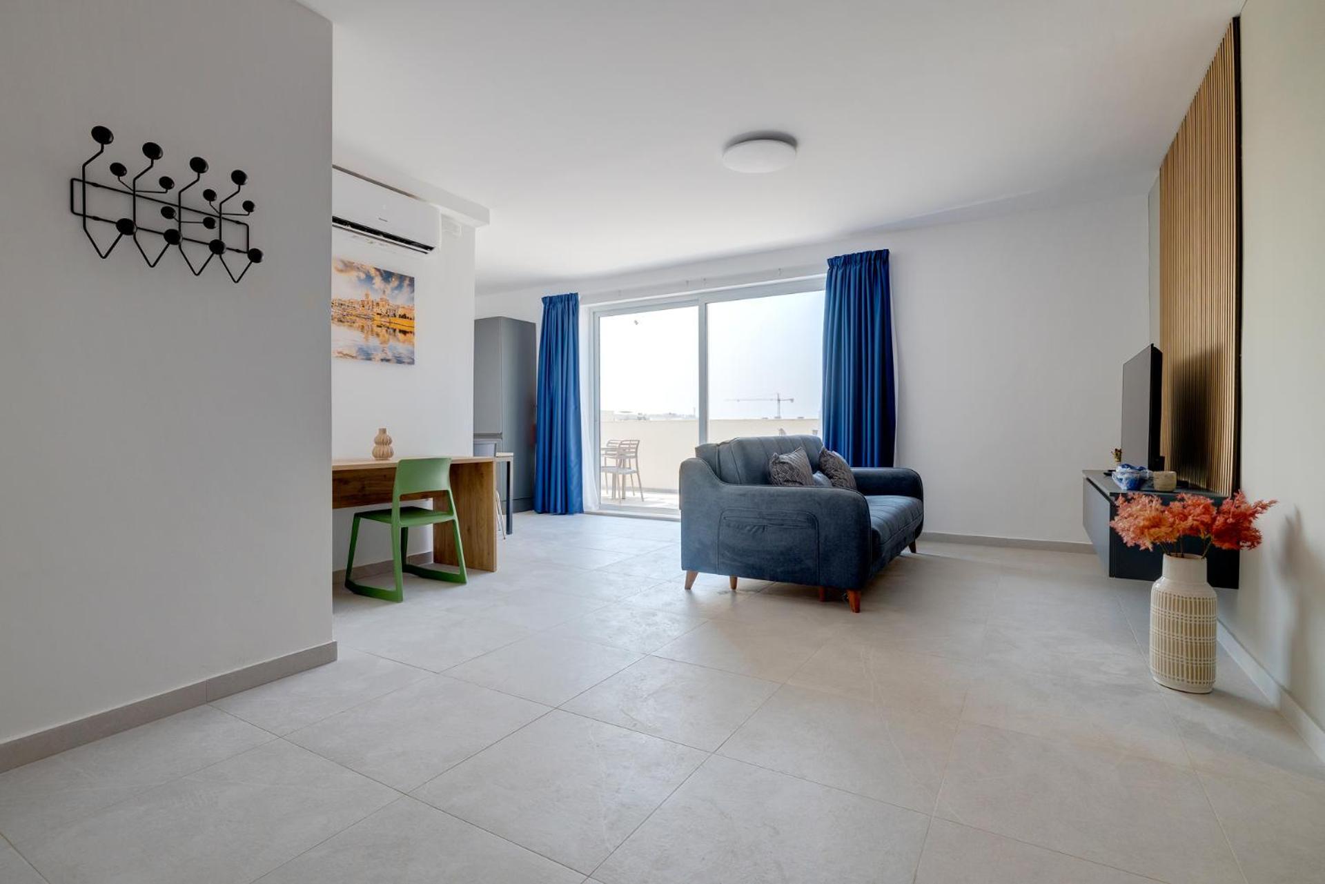 Wave Crest Holiday Apartments St. Paul's Bay Exteriör bild