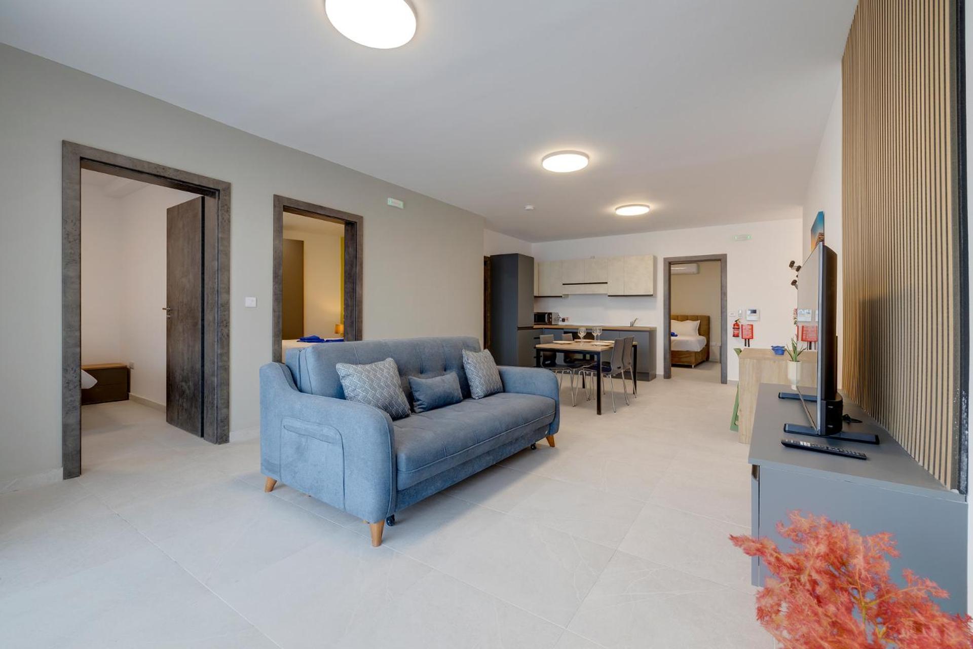 Wave Crest Holiday Apartments St. Paul's Bay Exteriör bild